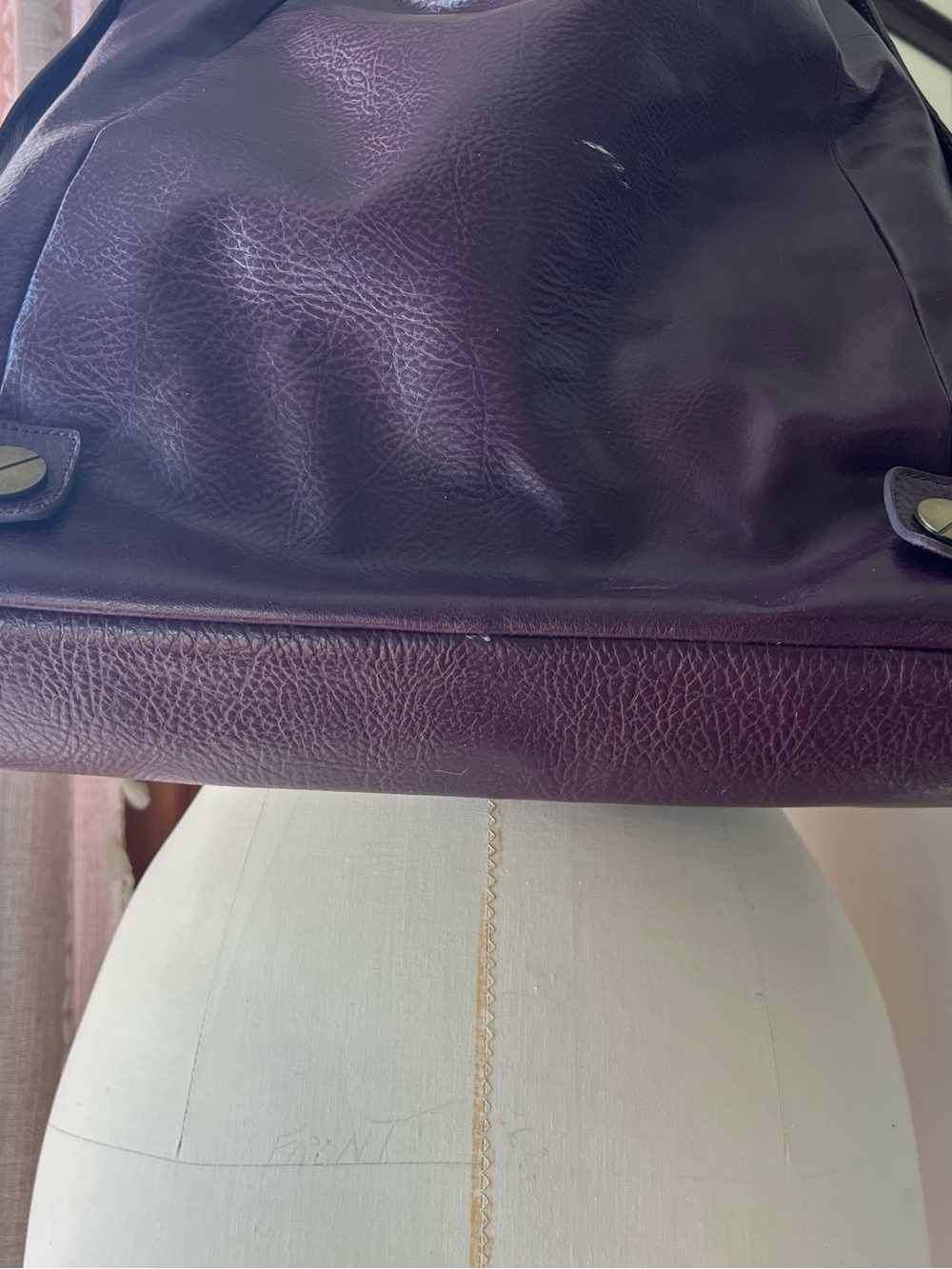 Women's Shoulder Bag in Deep Plum vegan - Picture 4 of 16